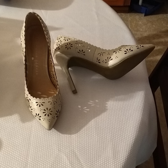 Shoes - Picture 2 of 2